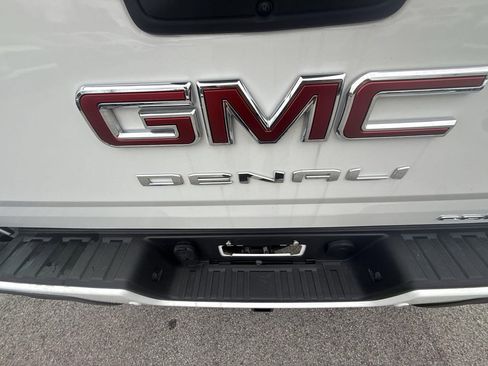 Certified 2022 GMC Canyon Denali image 34