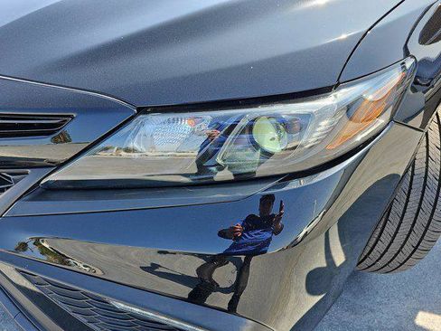 Used 2023 Toyota Camry SE image 31