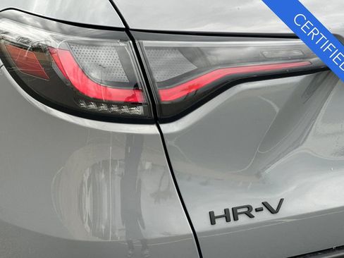 Used 2026 Honda HR-V Sport image 32