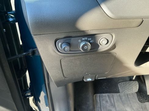 Used 2021 Buick Encore GX Preferred image 18