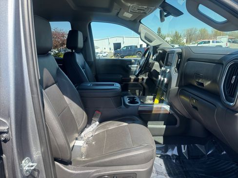 Used 2020 GMC Sierra 1500 SLT w/ SLT Premium Package AWD/4WD image 17