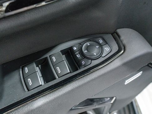 Used 2024 GMC Sierra 2500 AT4 w/ AT4 Premium Plus Package image 18