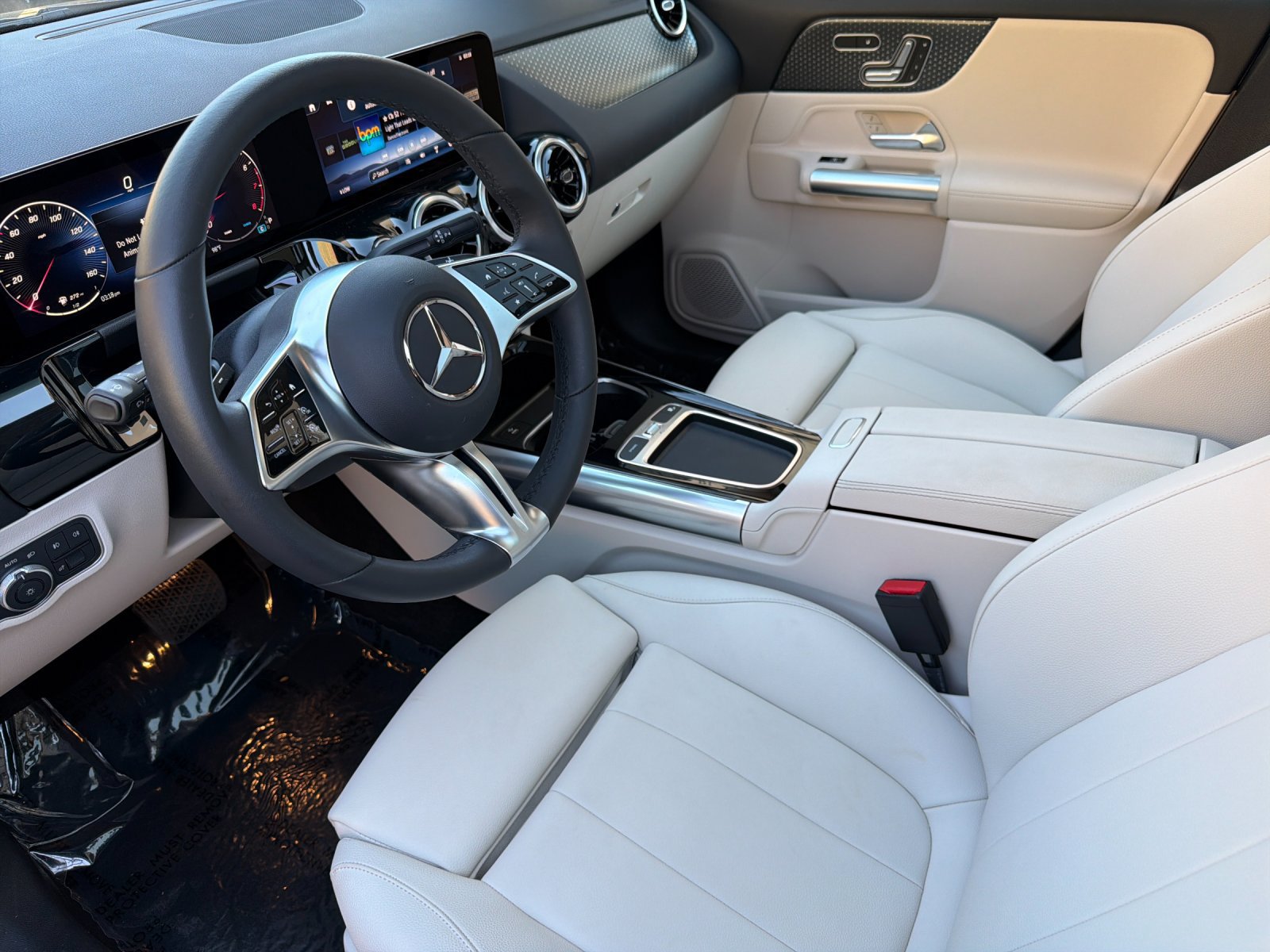 Certified 2026 Mercedes-Benz GLA 250 4MATIC image 9