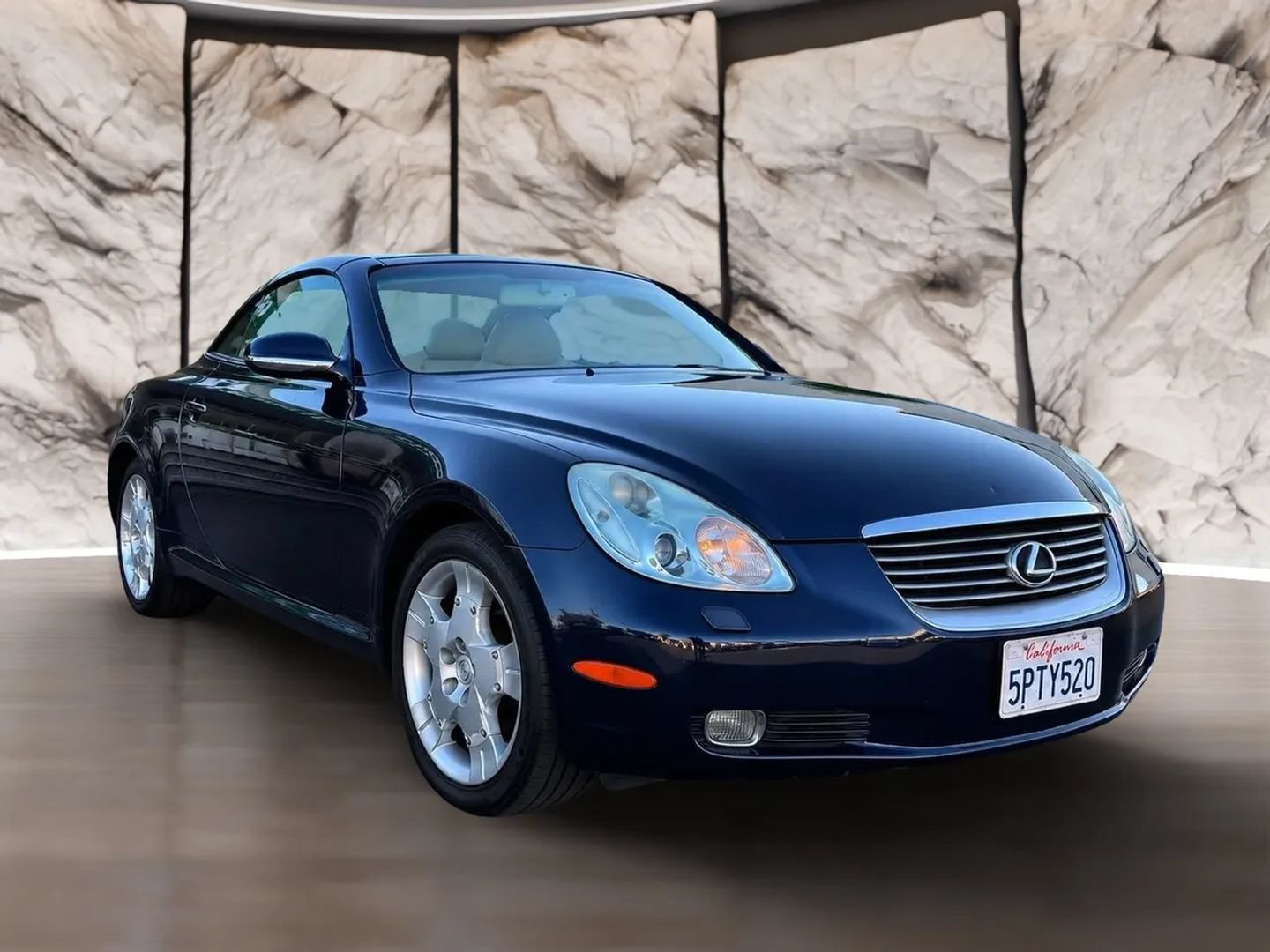 Used 2005 Lexus SC 430 Convertible w/ Preferred Accessory Pkg RWD image 2