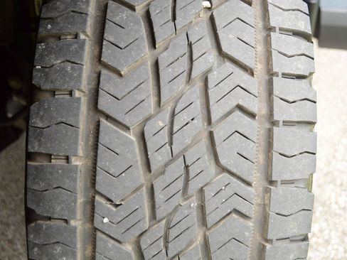 Used 2025 Honda Pilot TrailSport image 39