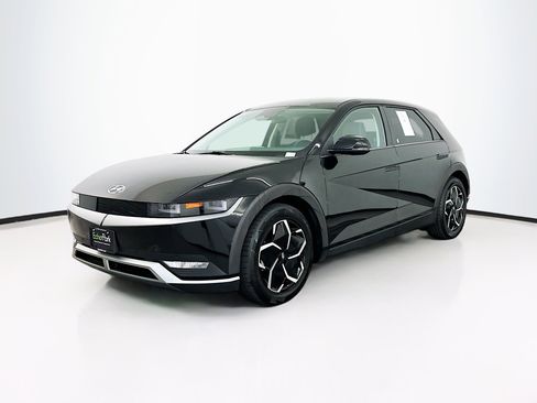 Used 2024 Hyundai Ioniq 5 SEL image 3