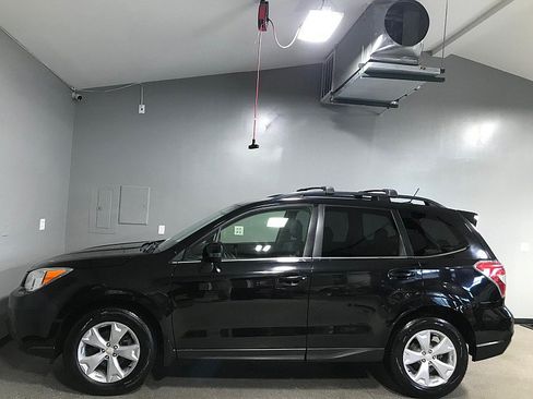 Used 2014 Subaru Forester 2.5i Touring w/ Popular Package #1 AWD/4WD image 6