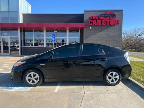 Used 2013 Toyota Prius One image 1