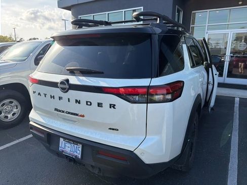 Used 2024 Nissan Pathfinder Rock Creek image 5