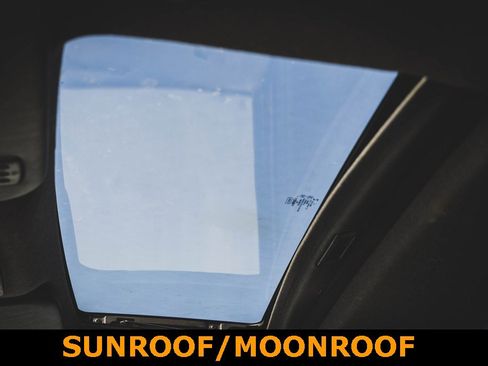 Used 2016 Ford F350 Lariat image 7