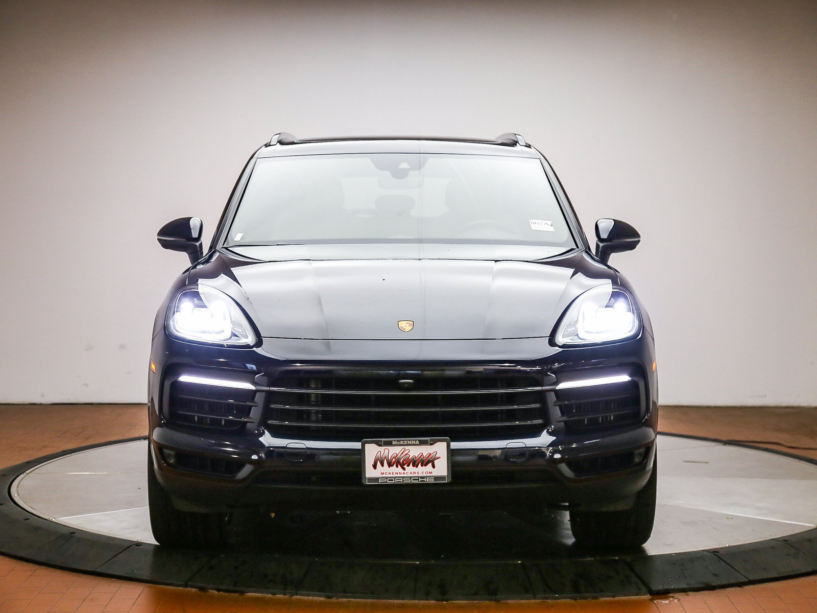Certified 2023 Porsche Cayenne AWD/4WD image 10