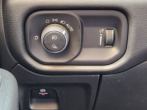 Used 2023 RAM 1500 Big Horn AWD/4WD image 22