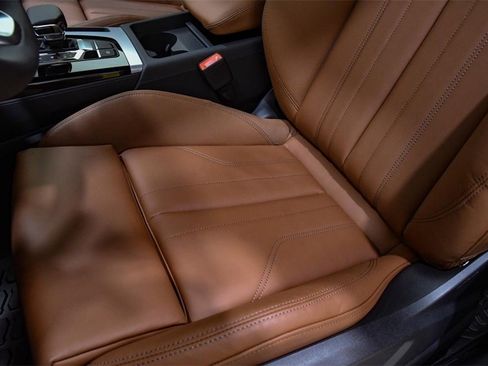 Used 2025 Audi Q5 2.0T Premium w/ Convenience Plus Package image 31