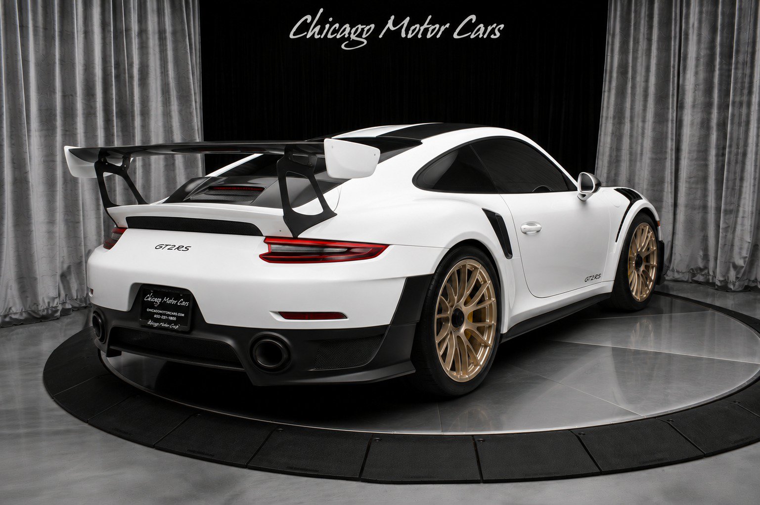 Used 2018 Porsche 911 GT2 RS RWD image 5