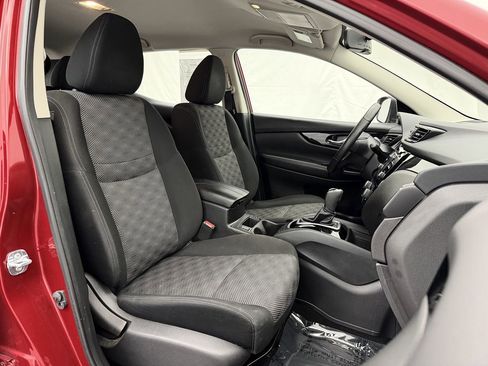 Used 2018 Nissan Rogue Sport SV w/ SV All-Weather Package image 19