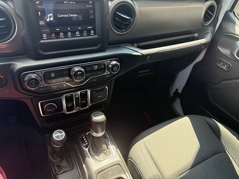 Used 2021 Jeep Gladiator Sport AWD/4WD image 26