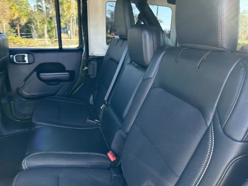 Used 2021 Jeep Wrangler Unlimited Sport image 13