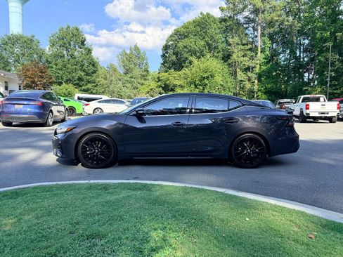 Used 2021 Nissan Maxima Platinum w/ 40th Anniversary Package FWD image 4