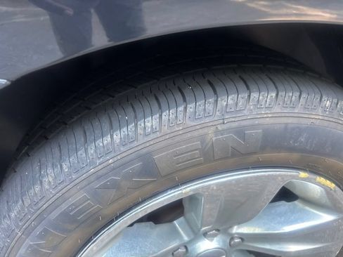 Used 2016 Dodge Charger SXT RWD image 19