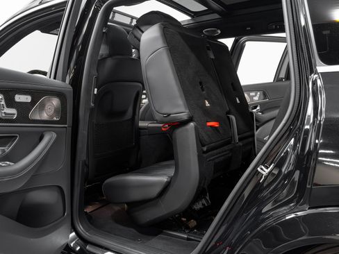 Used 2022 Mercedes-Benz GLS 63 AMG 4MATIC image 36