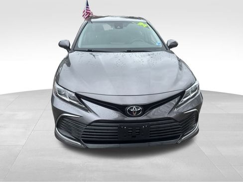 Used 2024 Toyota Camry LE image 25