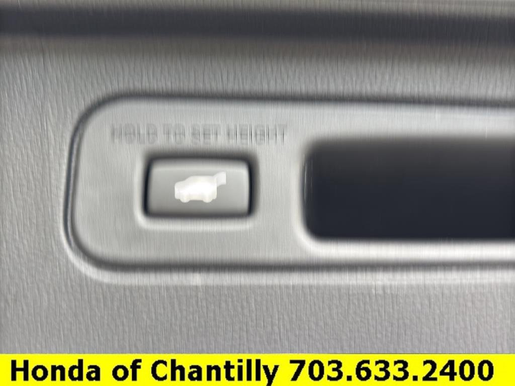 Certified 2026 Honda Pilot Black Edition image 31