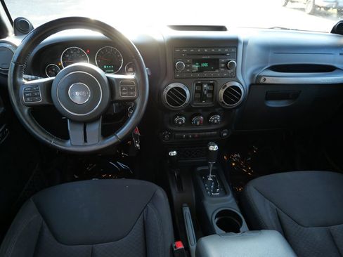 Used 2013 Jeep Wrangler Unlimited Sport AWD/4WD image 3