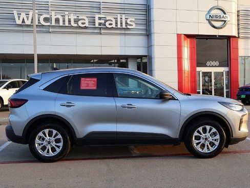 Used 2024 Ford Escape Active image 5