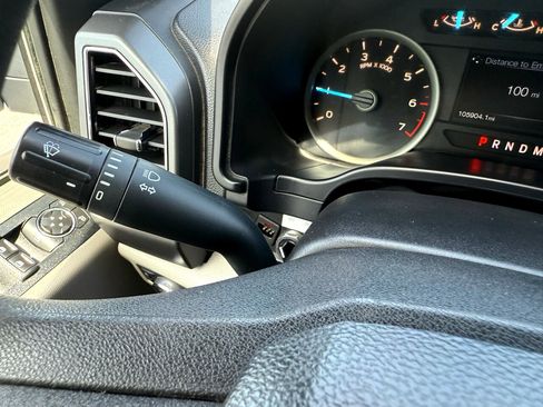 Used 2018 Ford F150 XLT w/ Trailer Tow Package image 22