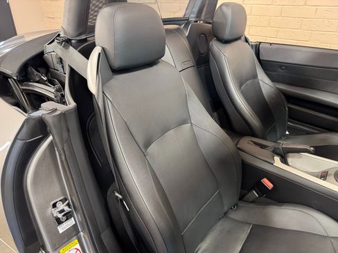 Used 2003 BMW Z4 3.0i image 29