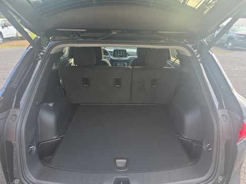 New 2026 Chevrolet Blazer LT w/ Convenience Package FWD image 24