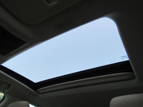 Used 2020 Lexus ES 350 w/ Premium Package image 7