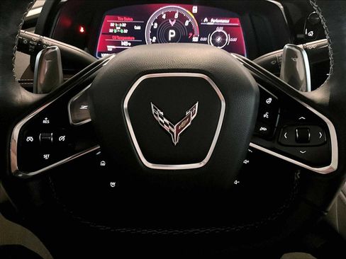 Used 2020 Chevrolet Corvette Stingray Preferred Cpe w/ 2LT Preferred Equipment Group image 18