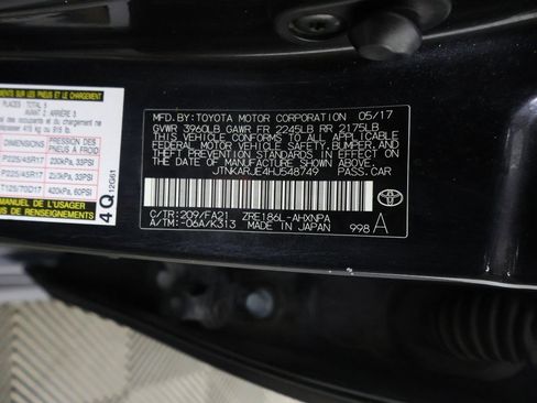 Used 2017 Toyota Corolla iM image 39