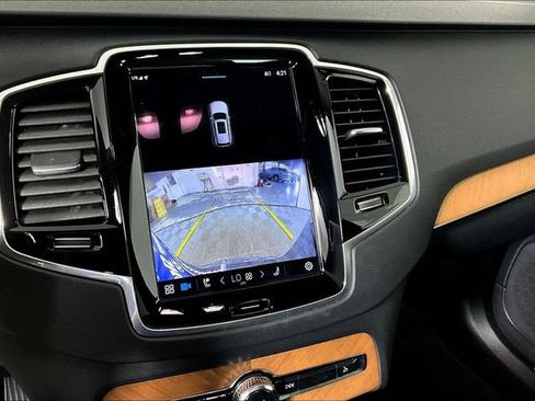 Used 2024 Volvo XC90 B5 Plus image 21