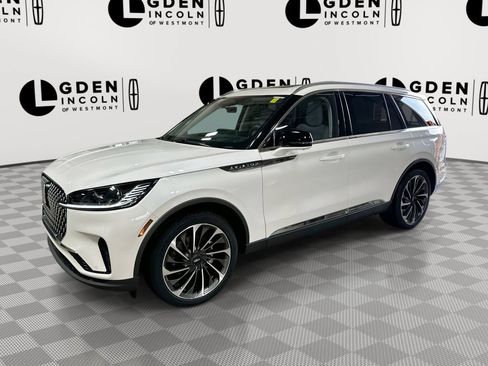 Used 2026 Lincoln Aviator Reserve AWD/4WD image 1