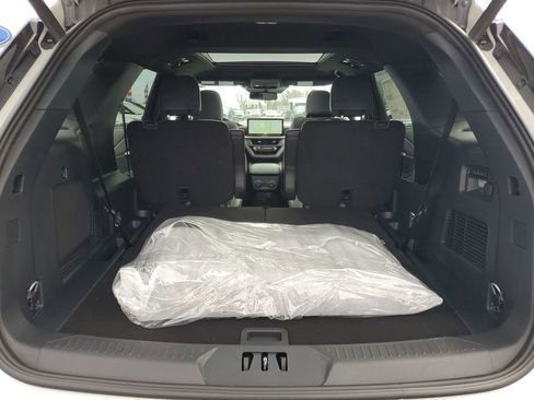 New 2026 Ford Explorer ST image 33