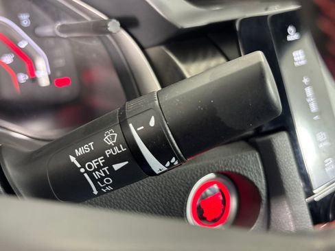 Used 2018 Honda Civic Si image 16