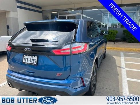 Used 2019 Ford Edge ST w/ Convenience Package AWD/4WD image 4