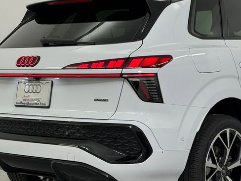 New 2026 Audi Q3 quattro 2.0T image 13