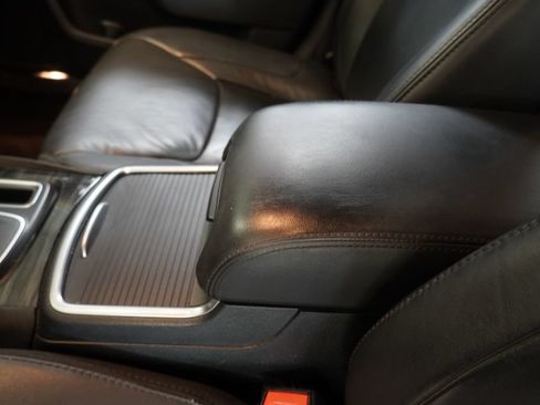 Used 2016 Chrysler 300 Limited w/ Driver Convenience Group AWD/4WD image 22