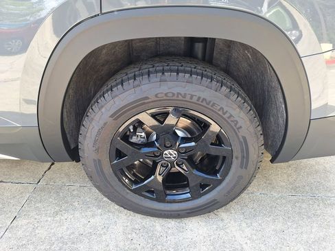 New 2026 Volkswagen Atlas Peak Edition image 26