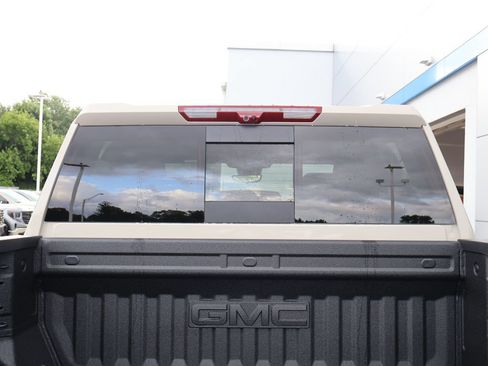 New 2026 GMC Sierra 2500 AT4 w/ AT4 Premium Plus Package AWD/4WD image 40