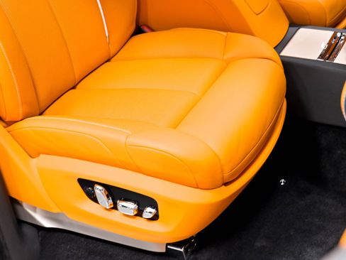 Used 2022 Rolls-Royce Phantom Sedan w/ The Phantom Package RWD image 28