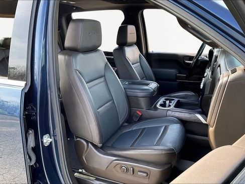 Used 2022 GMC Sierra 2500 Denali w/ Denali Ultimate Package image 20