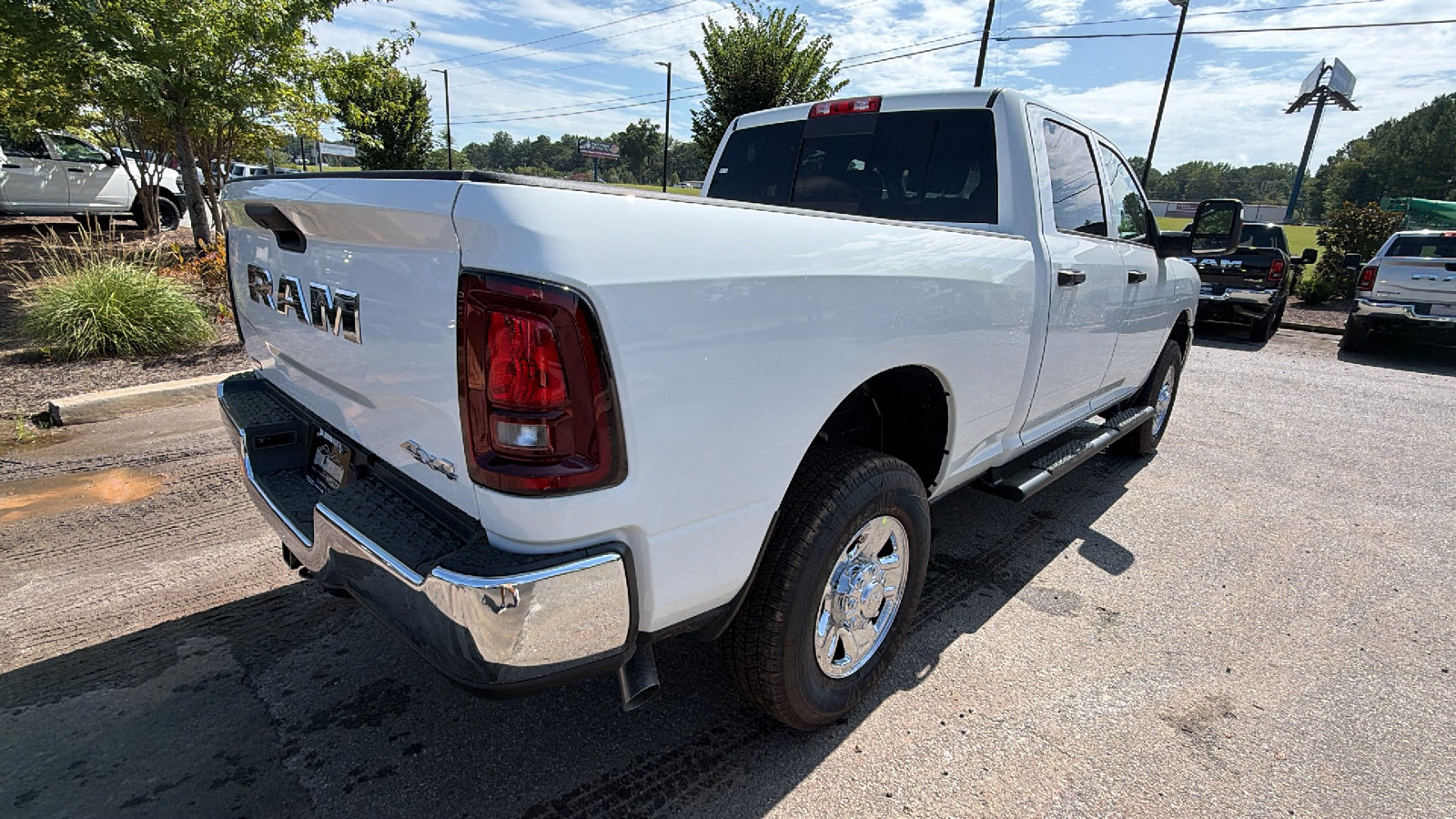 New 2026 RAM 2500 Tradesman AWD/4WD image 8