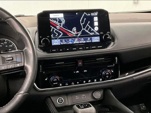 Used 2023 Nissan Rogue SL w/ SL Premium Package image 7