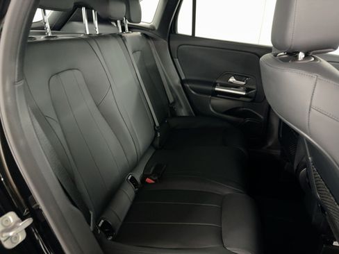 Certified 2025 Mercedes-Benz GLA 250 image 30