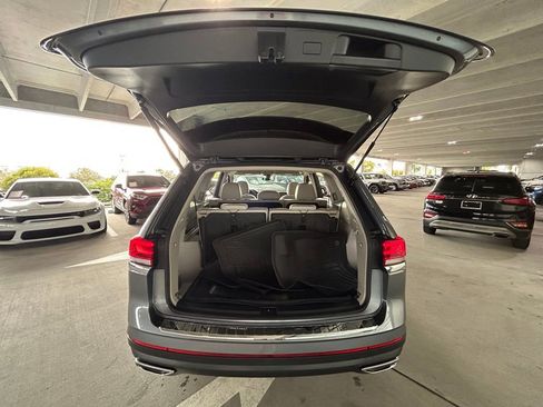 Used 2024 Volkswagen Atlas SE image 41