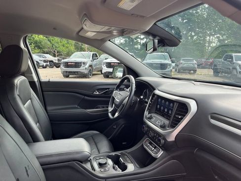 Used 2023 GMC Acadia SLT w/ Preferred Package FWD image 36